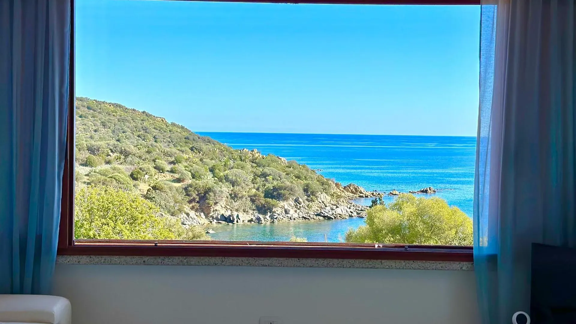 Domus Claudia Apartment Charmant With Sea View Villasimius  Simius
